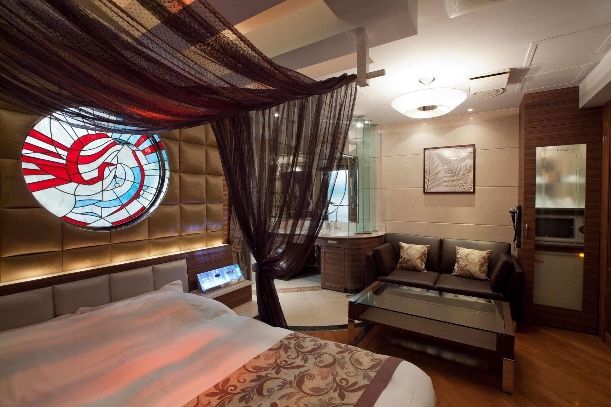 Hotel An Shinjuku Kabukicho (Adults Only) Токіо Екстер'єр фото